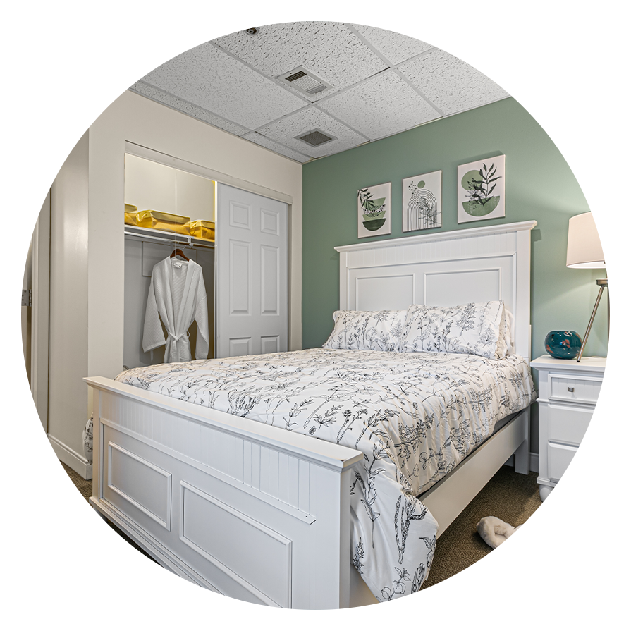 Supporting image hero